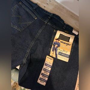 NWT Wrangler George Straight Premium Edition Jeans. Size 40-34